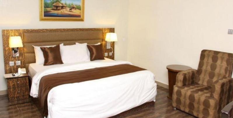 E-Suite Hotel Abuja Exteriör bild