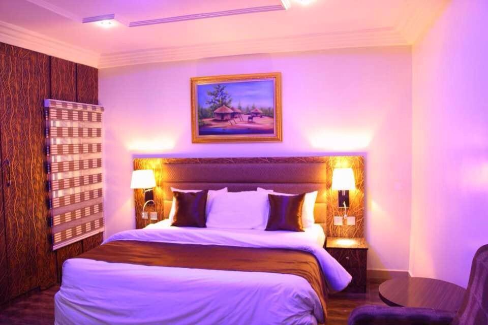 E-Suite Hotel Abuja Exteriör bild