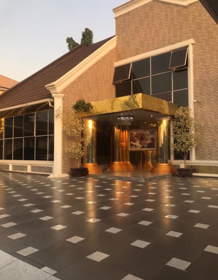 E-Suite Hotel Abuja Exteriör bild
