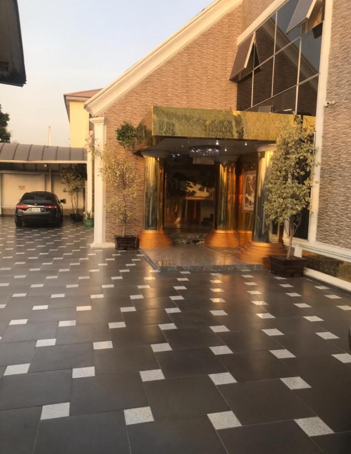 E-Suite Hotel Abuja Exteriör bild
